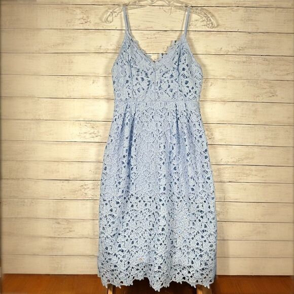 ASTR The Label Lace Overlay Blue Fit Flare Sleeveless Midi Eyelet Dress Sz M - Picture 4 of 12